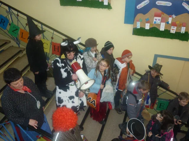 Stuermung der Kuhbacher Schule